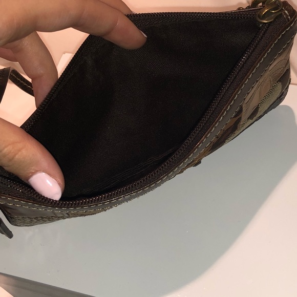 Coach patchwork wristlet - Picture 3 of 3